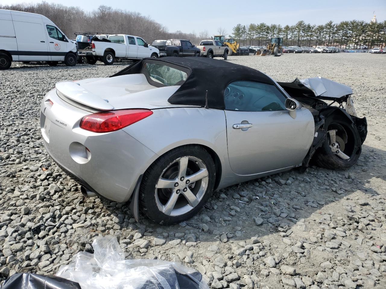 2006 Pontiac Solstice - Image 3