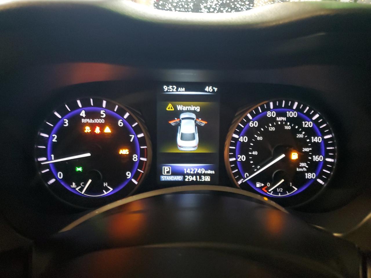 2014 Infiniti Q50 - Image 9