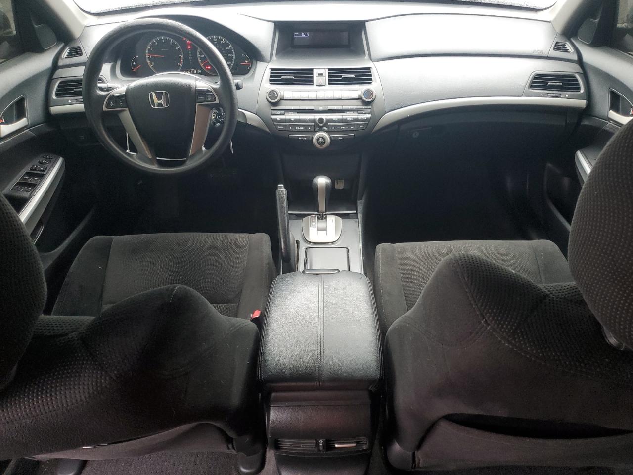 2010 Honda Accord - Image 8