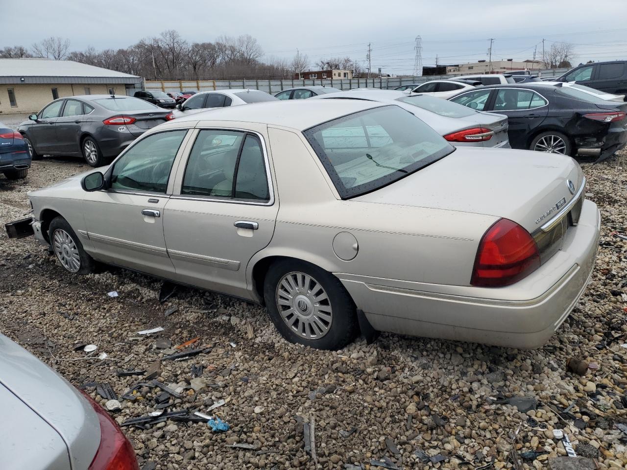 2008 Mercury Grand Marquis - Image 2