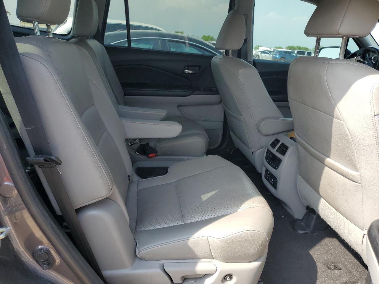 5FNYF6H08HB026660 HONDA PILOT 2017