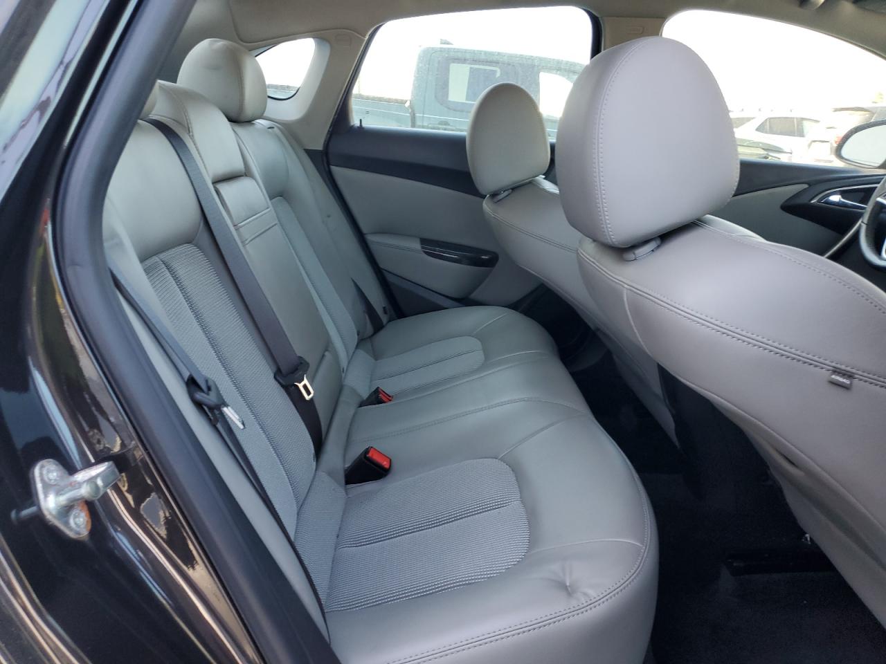 2016 Buick Verano - Image 10