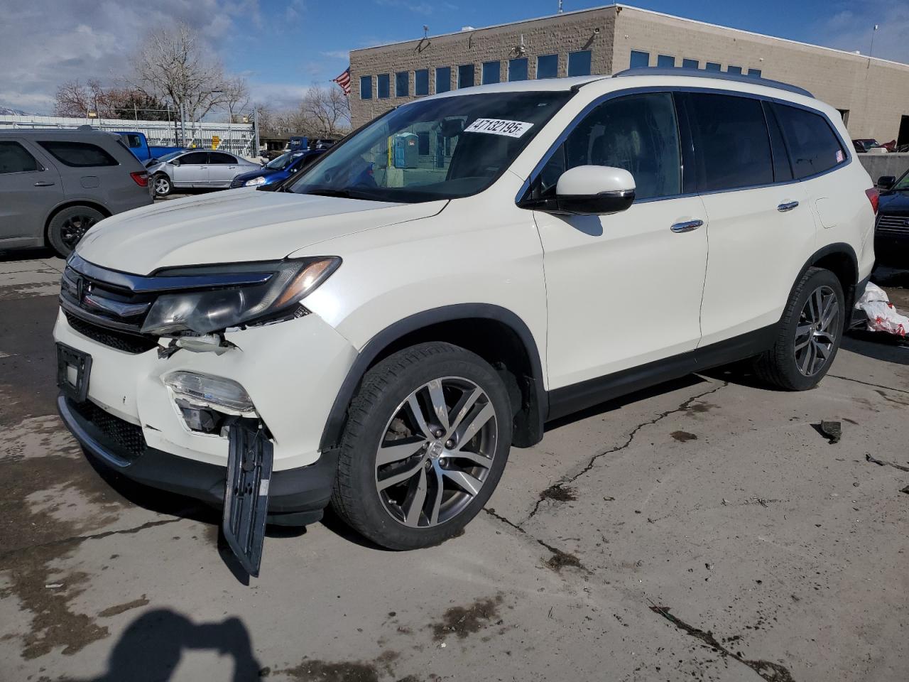 5FNYF6H98GB031869 HONDA PILOT 2016