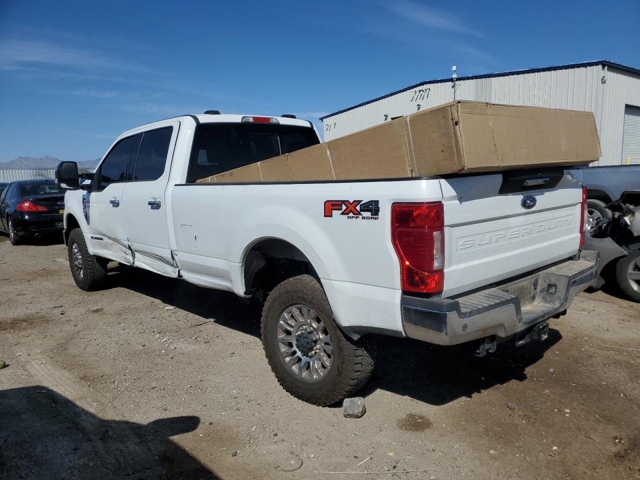 2022 Ford F350 - Image 2