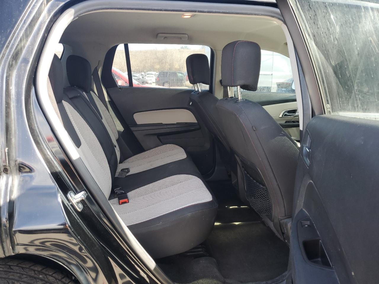 2017 GMC Terrain - Image 11