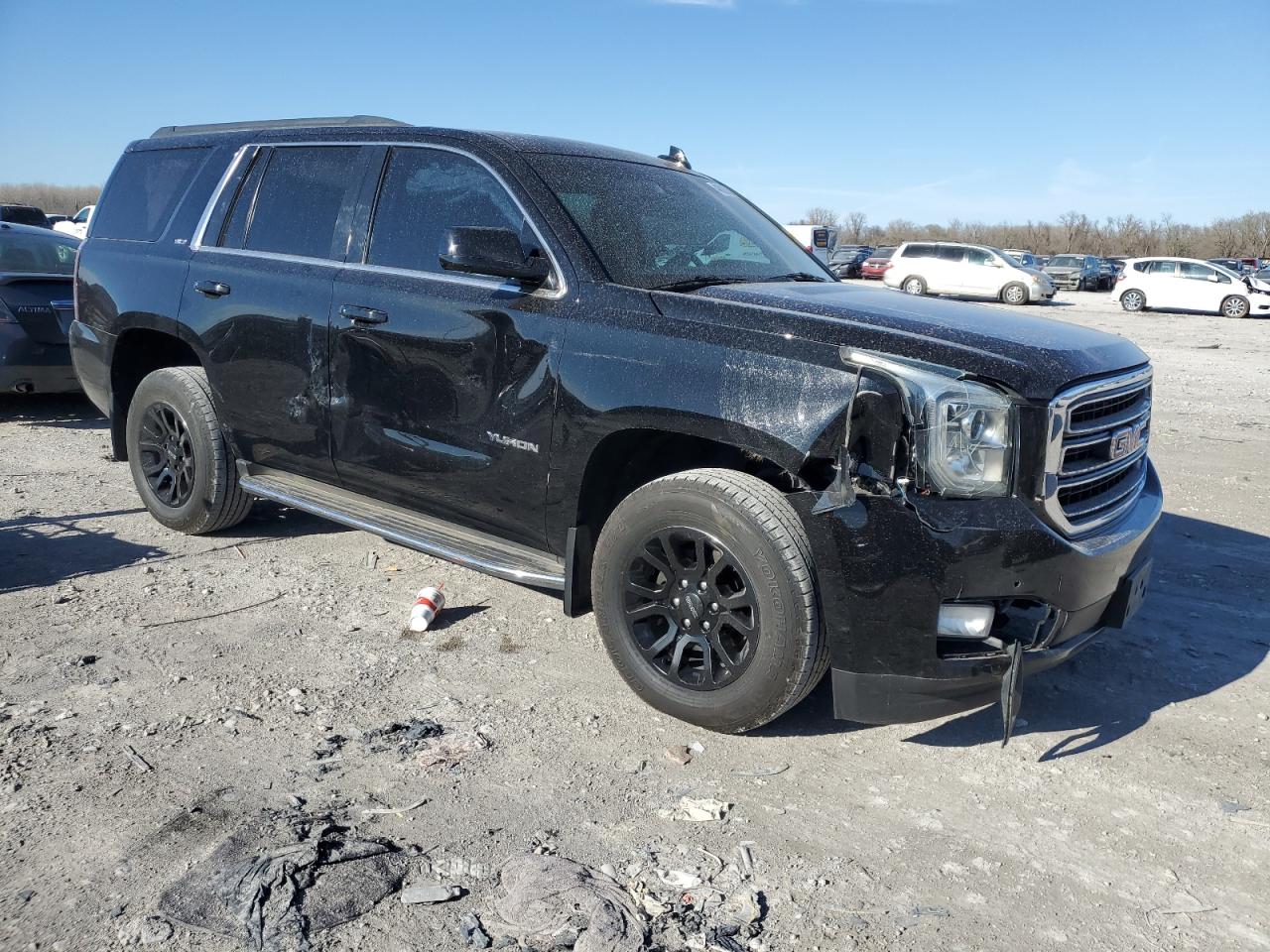 2015 GMC Yukon - Image 4