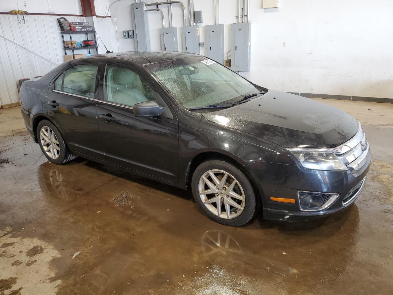 2010 Ford Fusion - Image 4