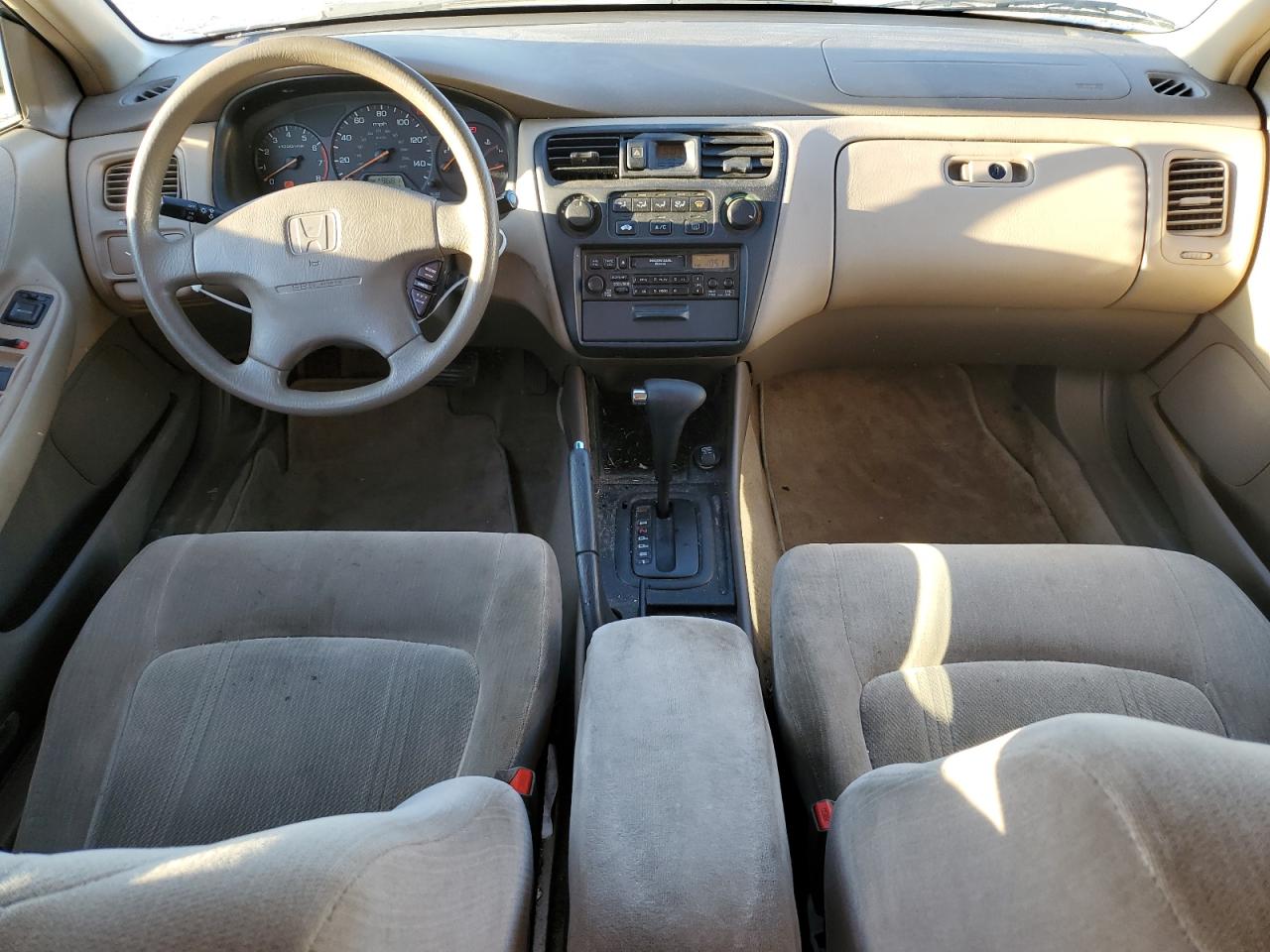 2000 Honda Accord - Image 8