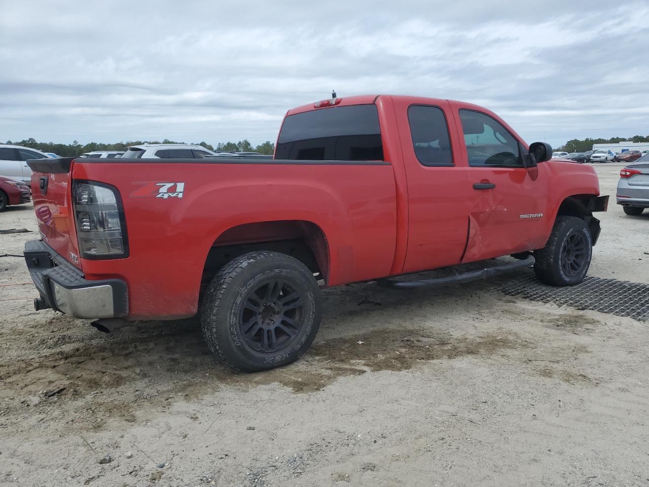 2010 GMC Sierra - Image 3
