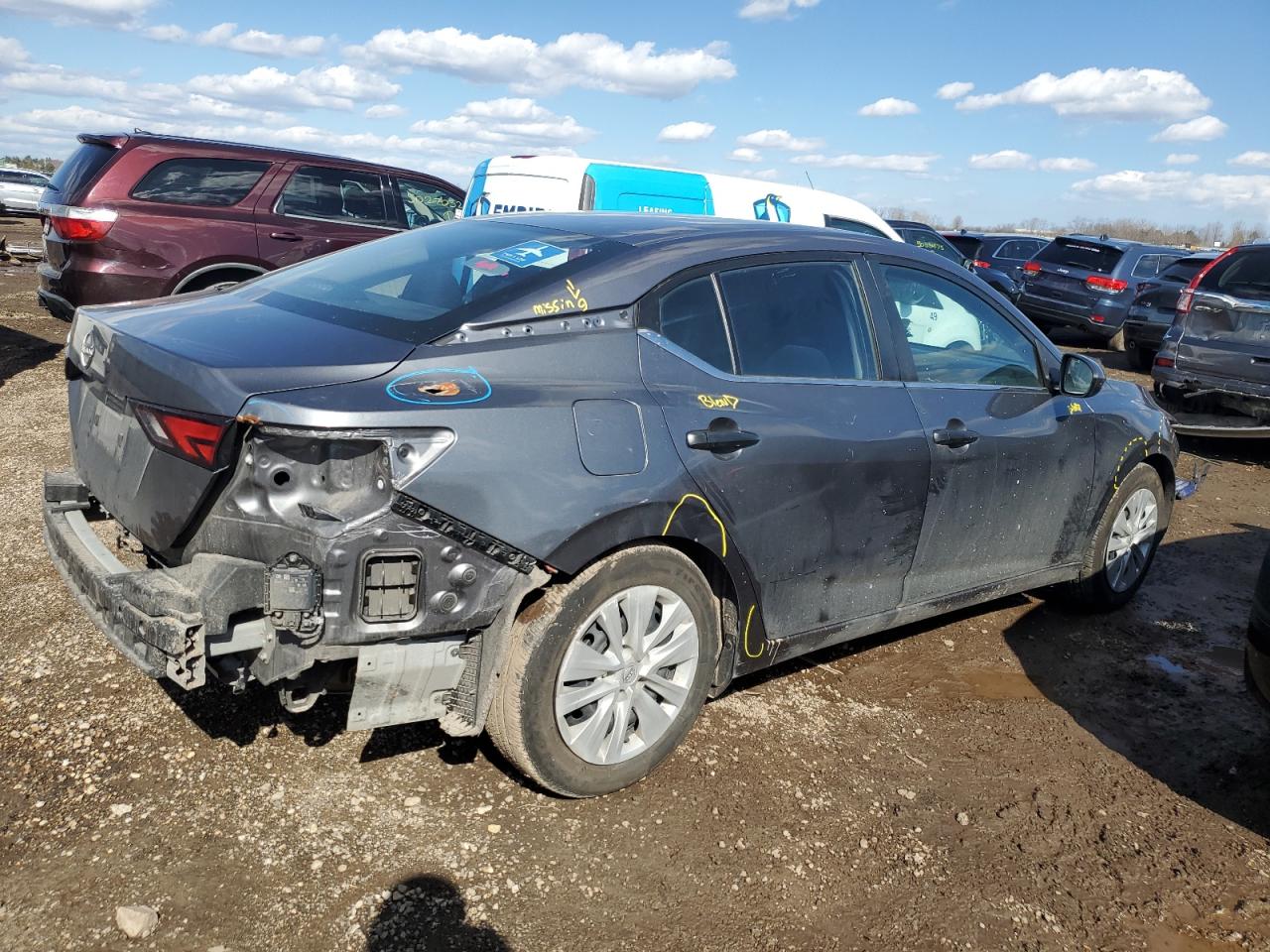 3N1AB8BV4RY284020 NISSAN SENTRA 2024