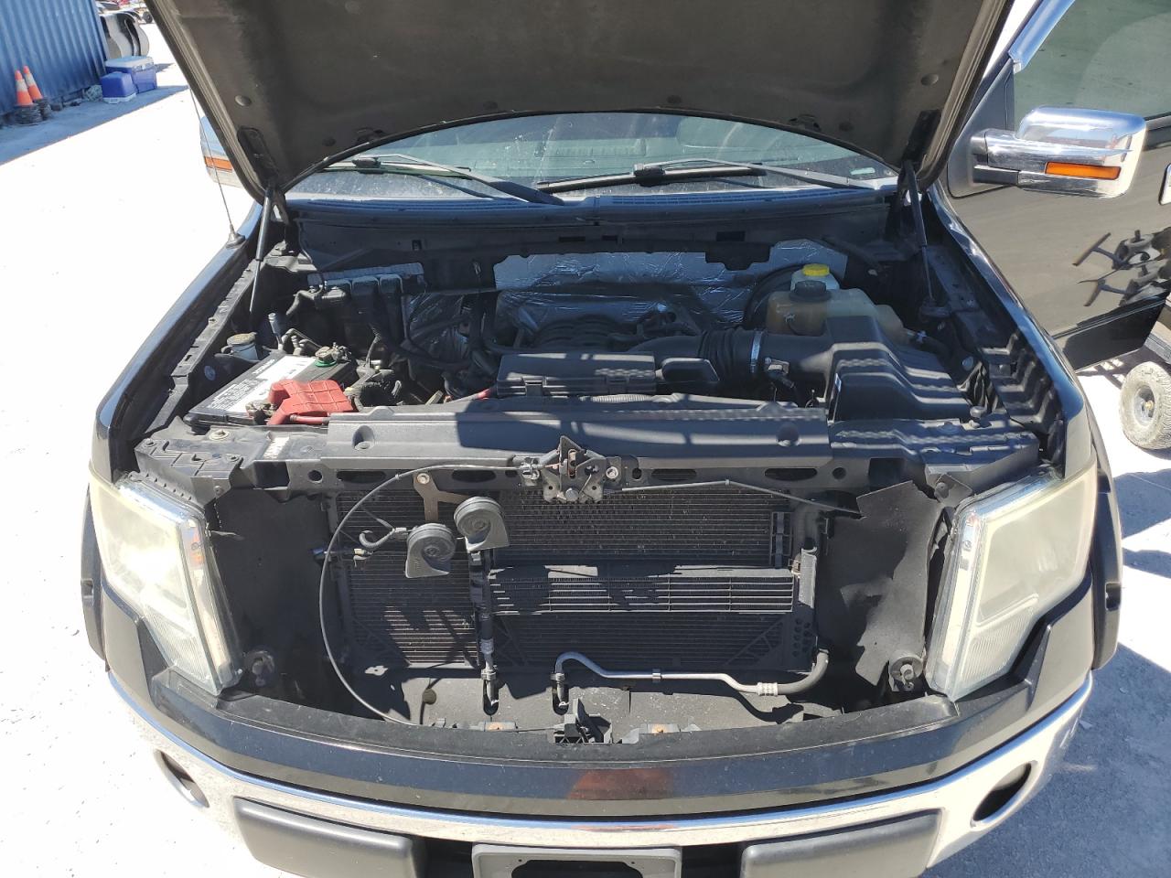 2014 Ford F-150 - Image 11