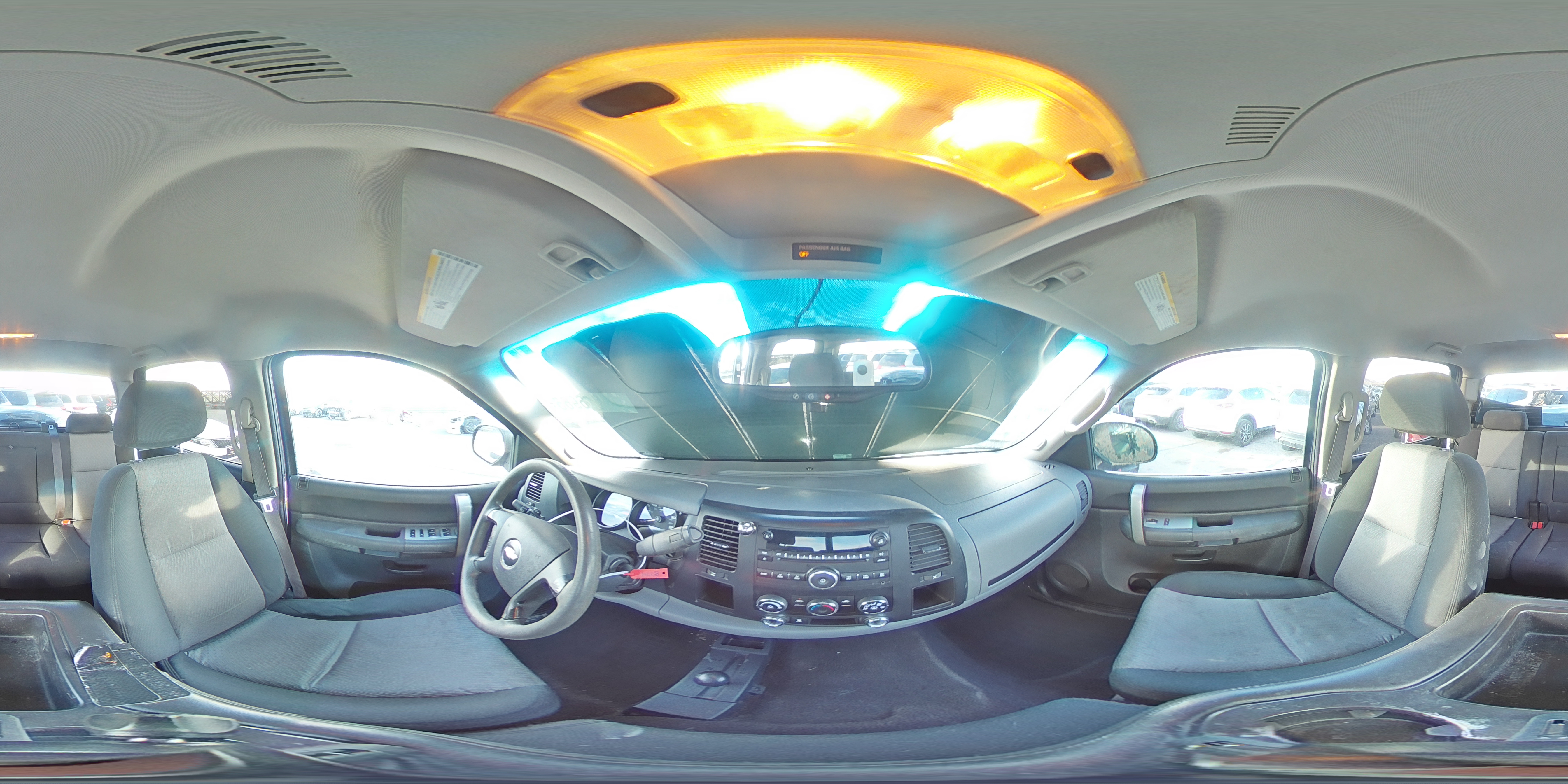 2007 Chevrolet Silverado - Image 13