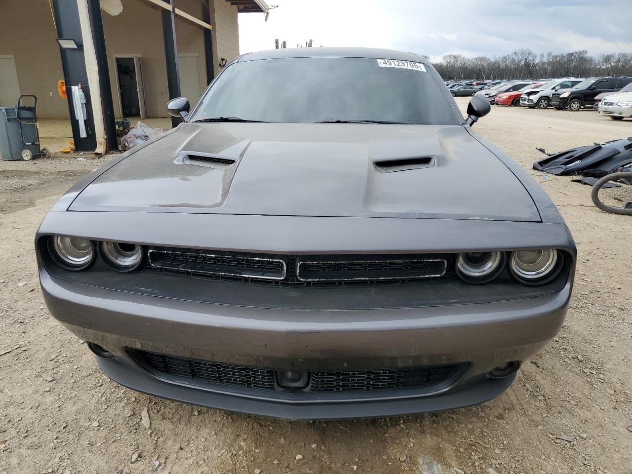 2015 Dodge Challenger - Image 5