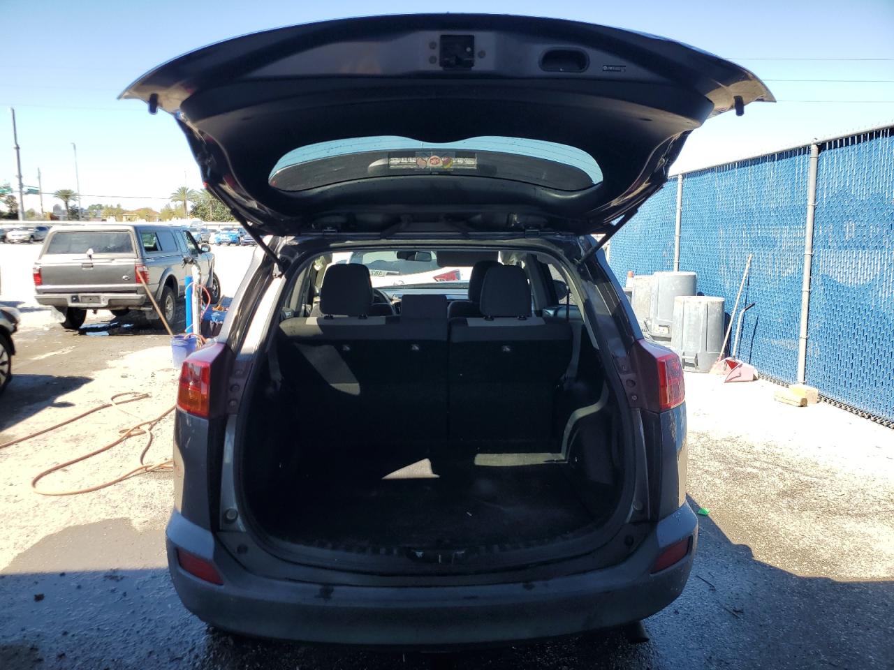 2013 Toyota RAV 4 - Image 6