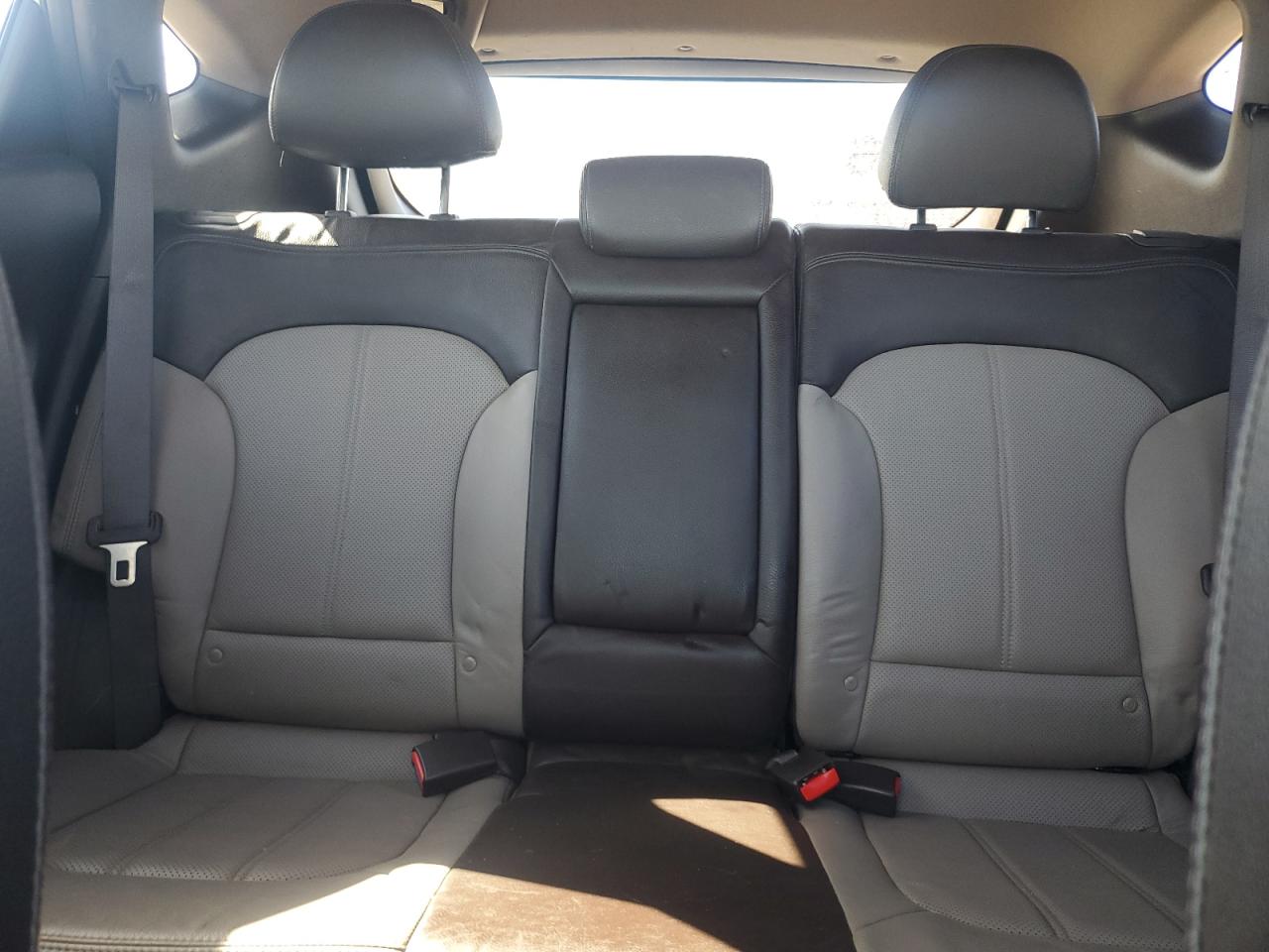2011 Hyundai Tucson - Image 10