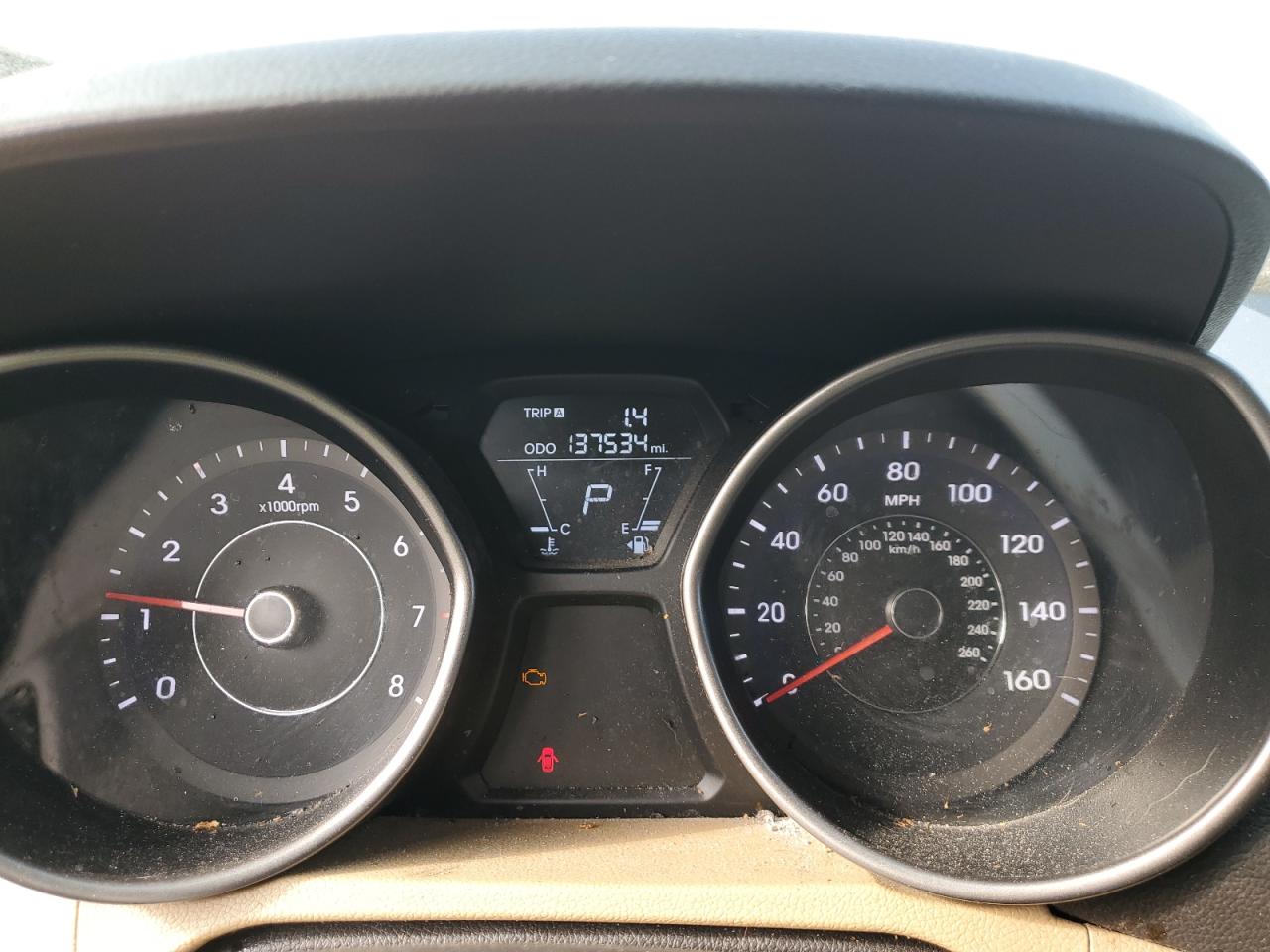 2013 Hyundai Elantra - Image 9