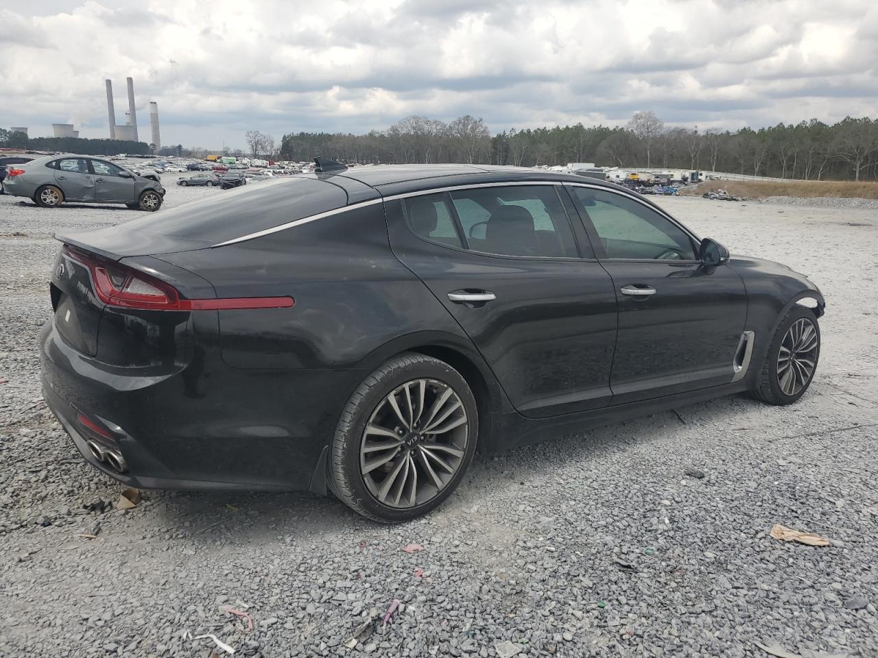 2018 Kia Stinger - Image 3