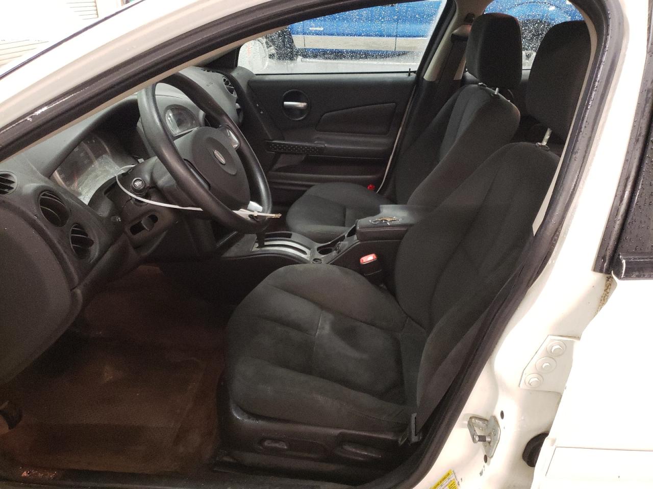 2008 Pontiac Grand Prix - Image 7