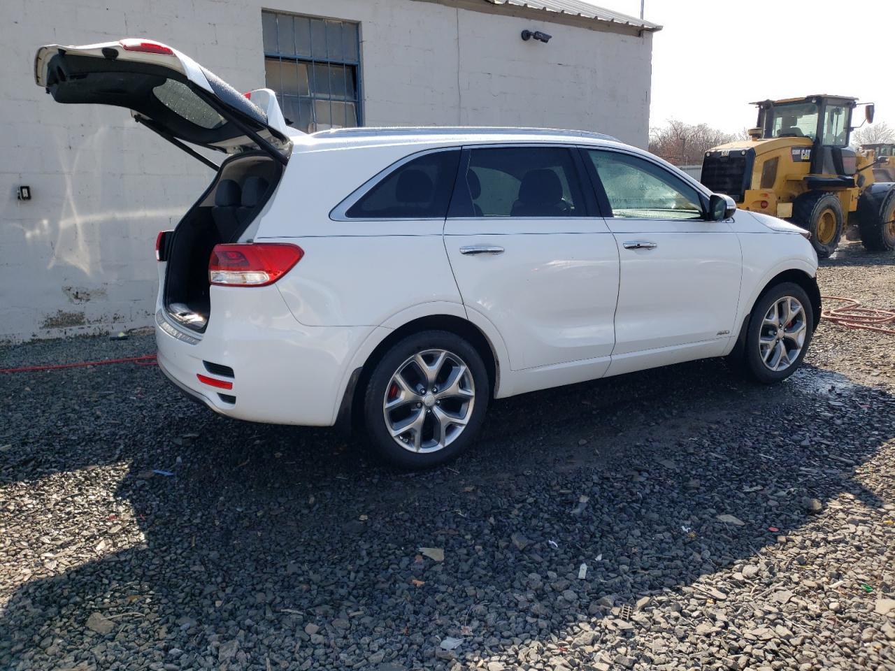 2016 Kia Sorento - Image 3