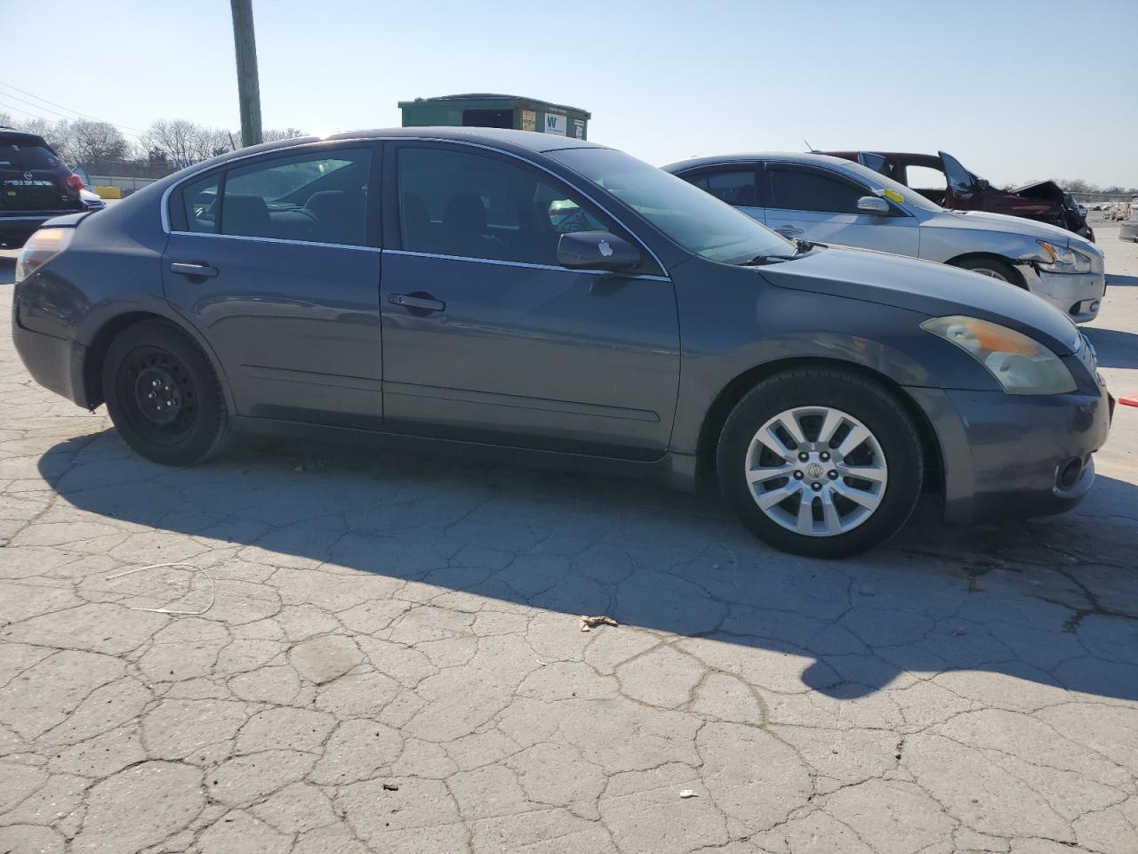 2009 Nissan Altima - Image 4