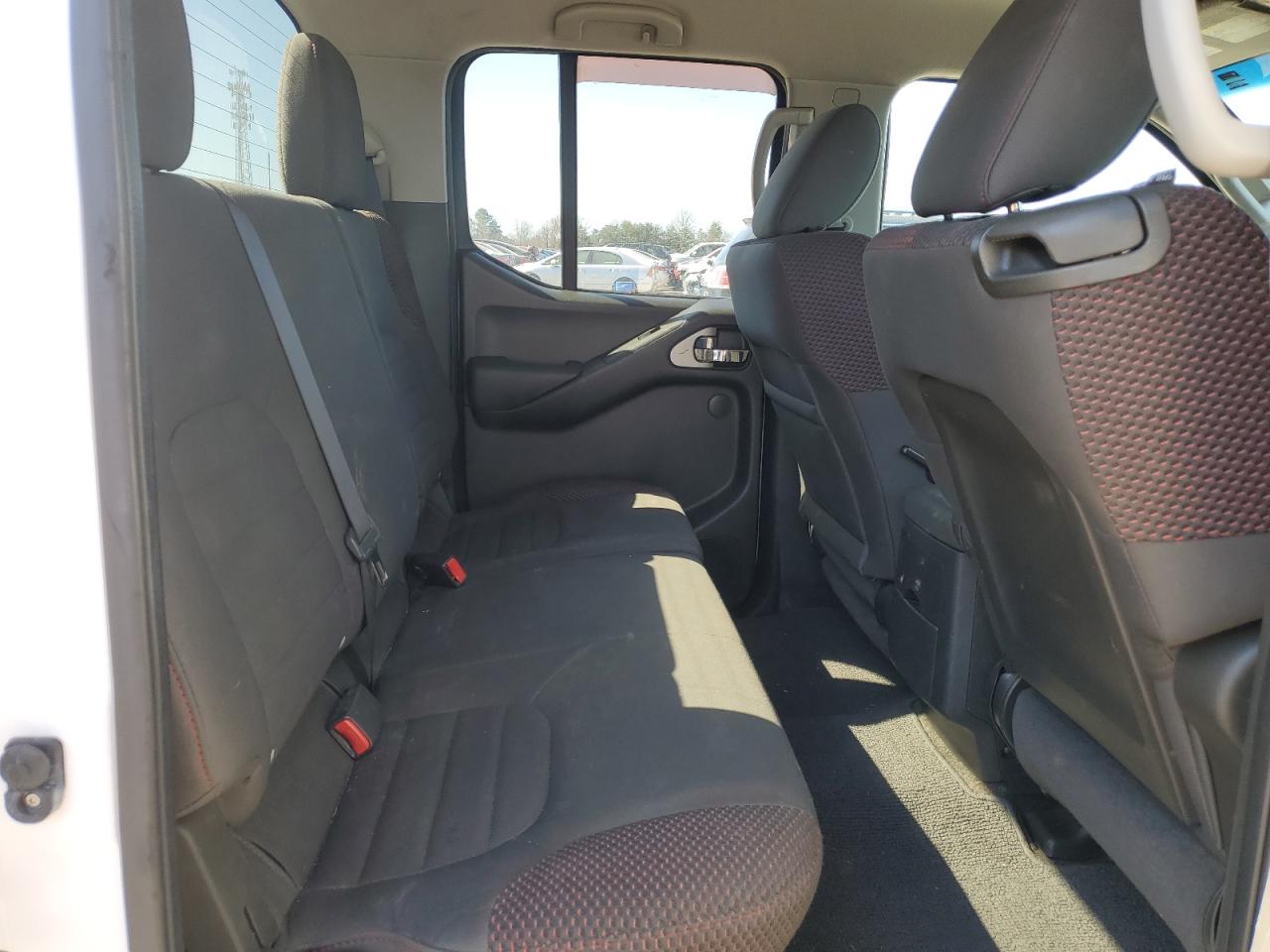 2012 Nissan Navara (Frontier) - Image 10