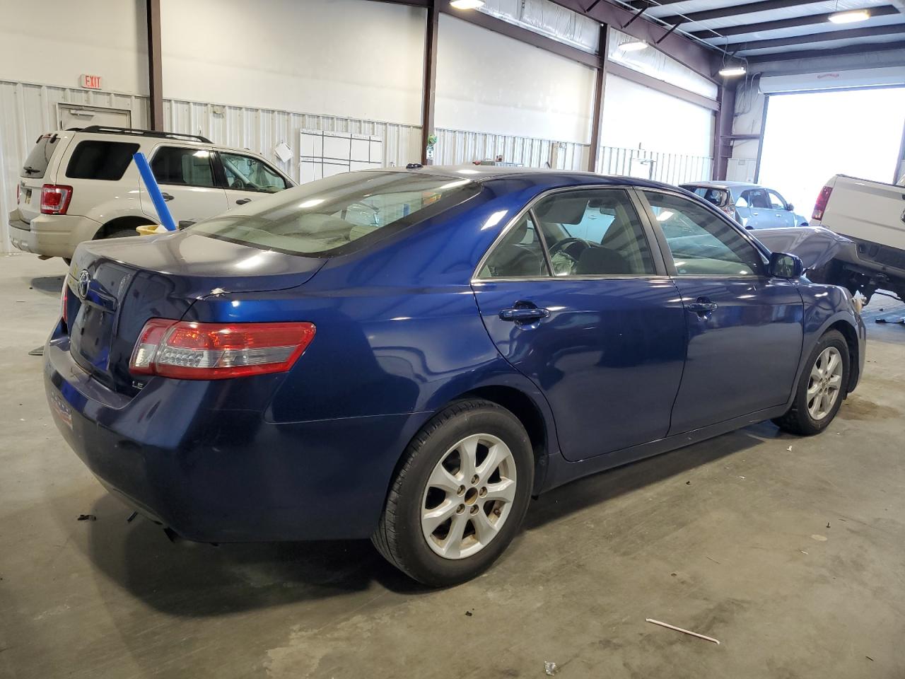 2010 Toyota Camry - Image 3