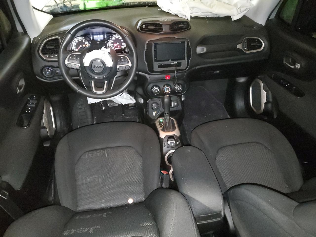 2017 Jeep Renegade - Image 8