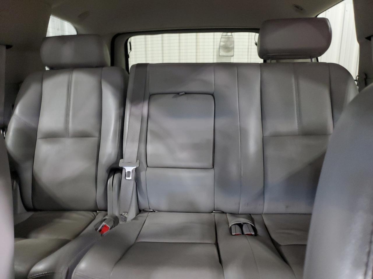 2007 Chevrolet Tahoe - Image 10