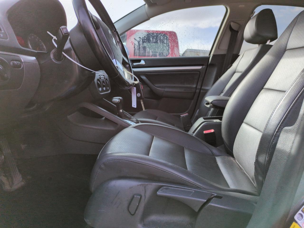 2008 Volkswagen Jetta - Image 7