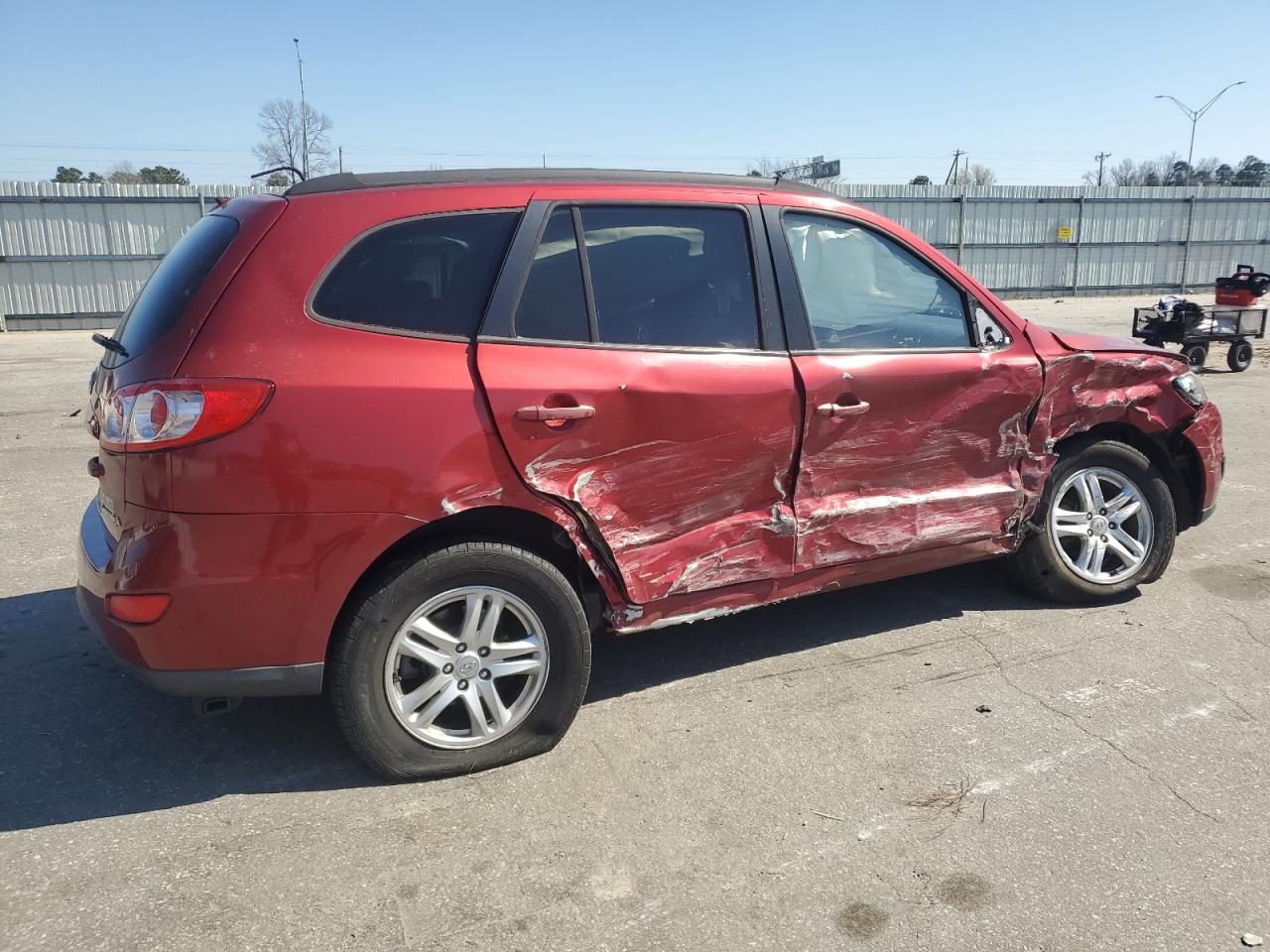 2010 Hyundai Santa Fe - Image 3