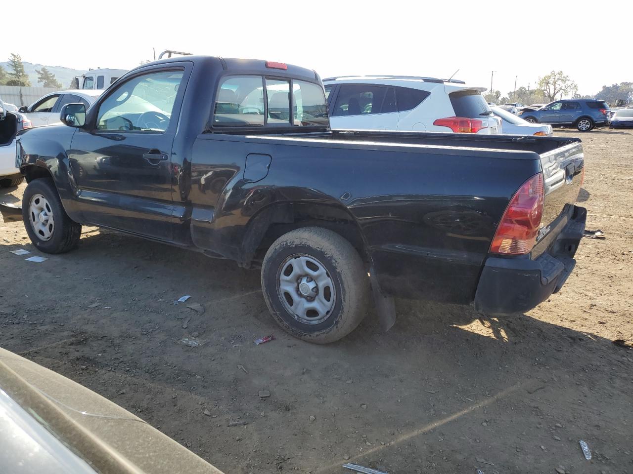 2014 Toyota Tacoma - Image 2