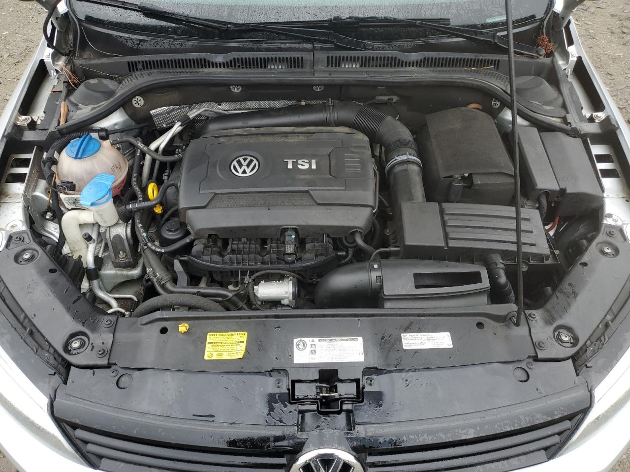 2014 Volkswagen Jetta - Image 11