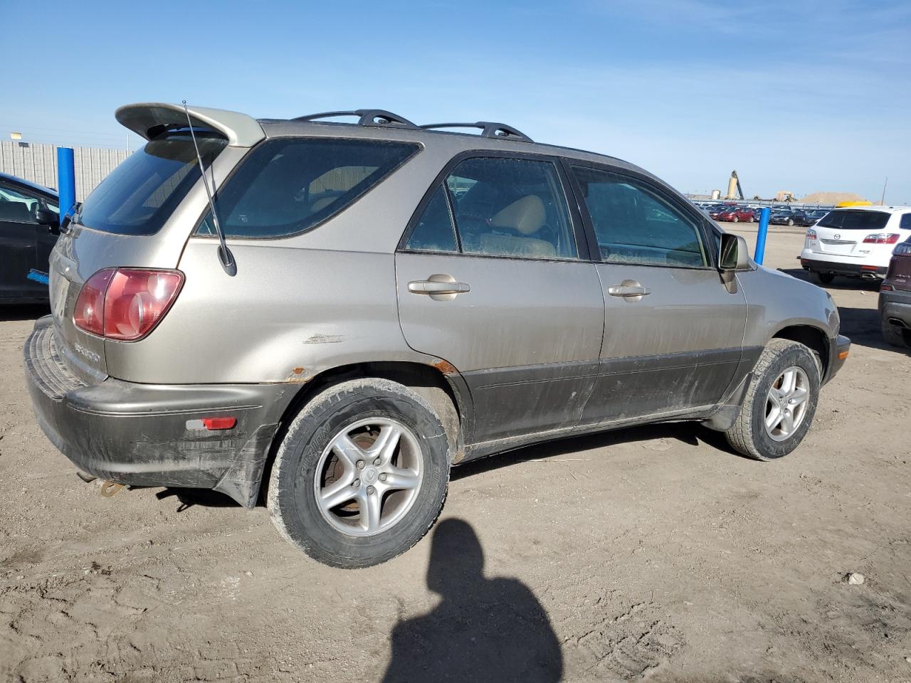 2000 Lexus RX - Image 3