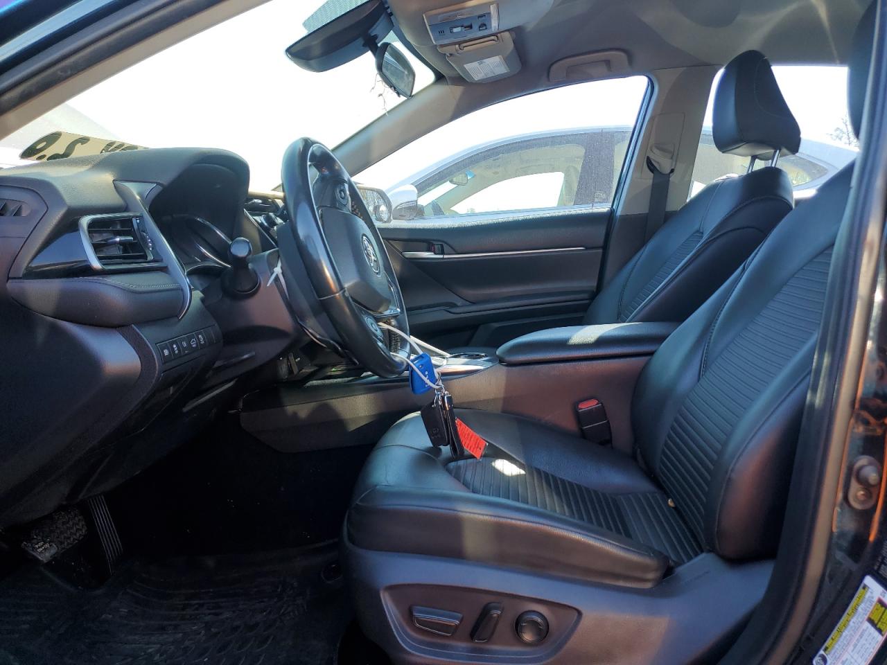 2019 Toyota Camry - Image 7