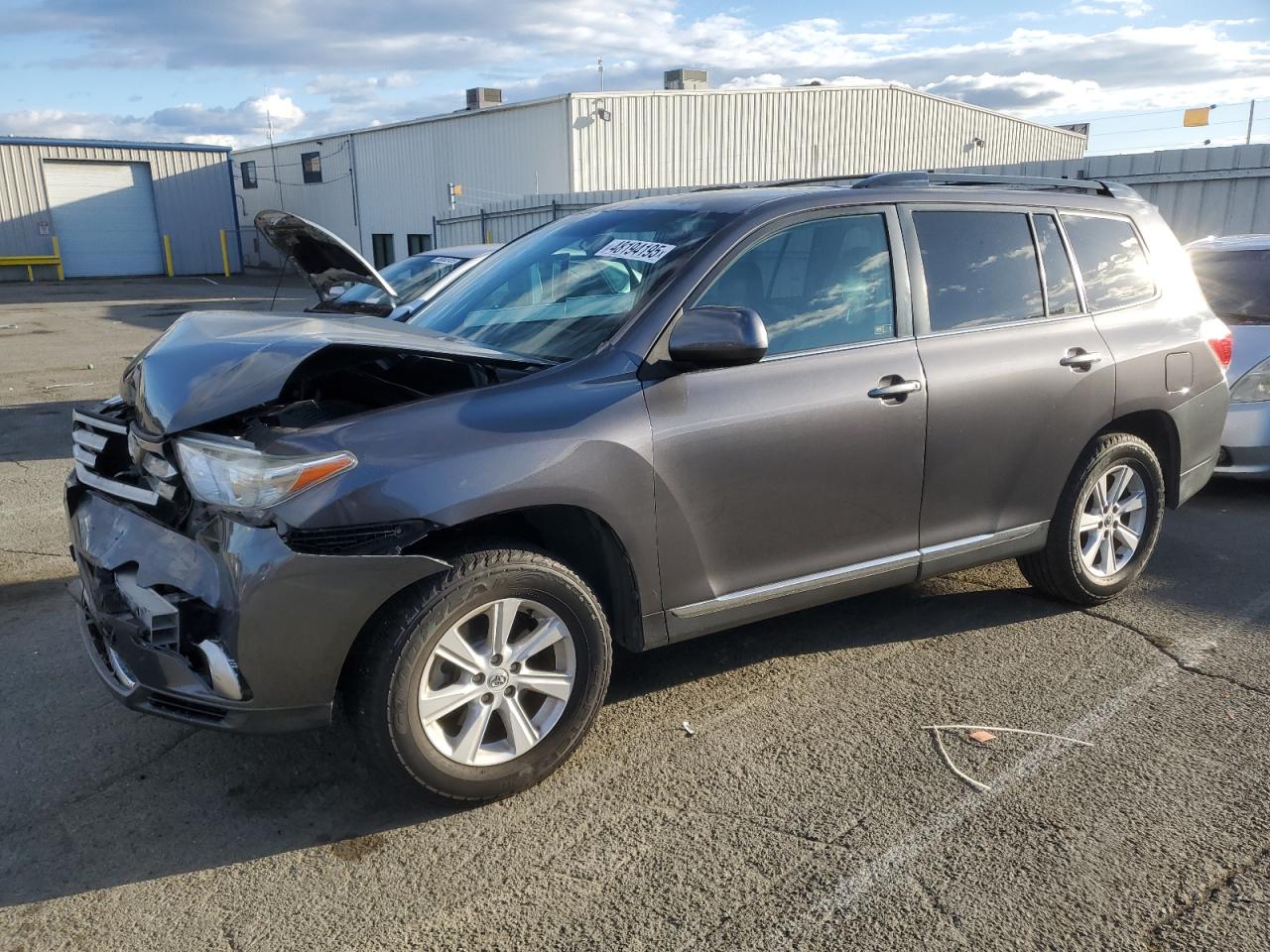 2013 Toyota Highlander - Image 1