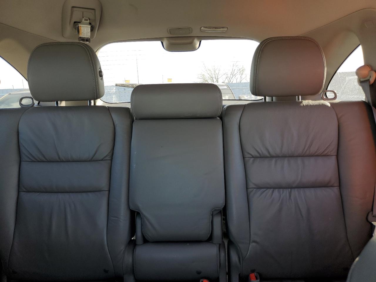 2010 Honda CR-V - Image 10