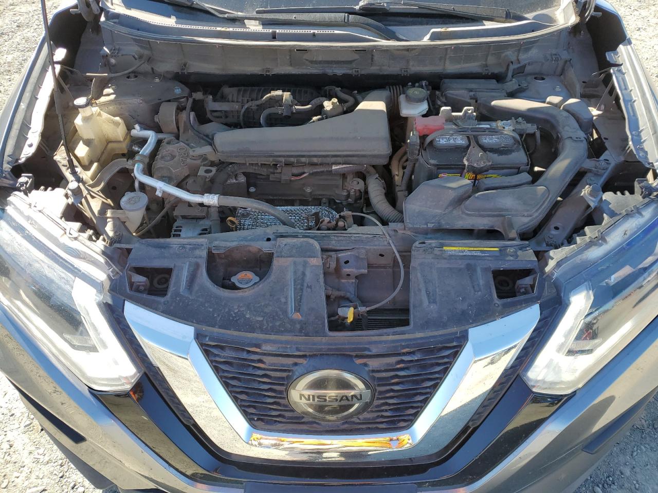 KNMAT2MTXJP586789 NISSAN ROGUE 2018