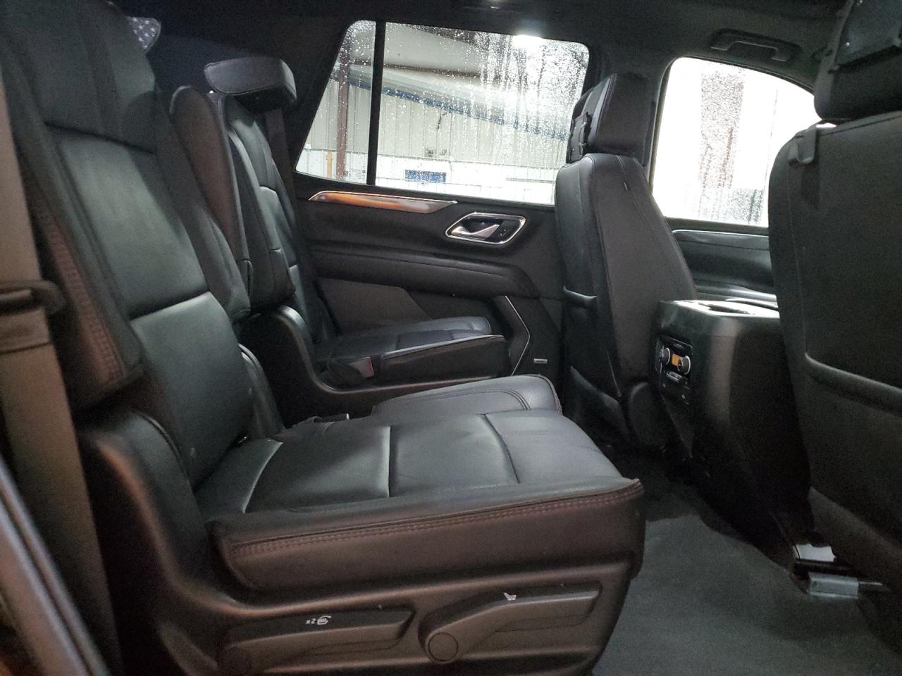 1GNSKRKD5NR297672 CHEVROLET TAHOE 2022