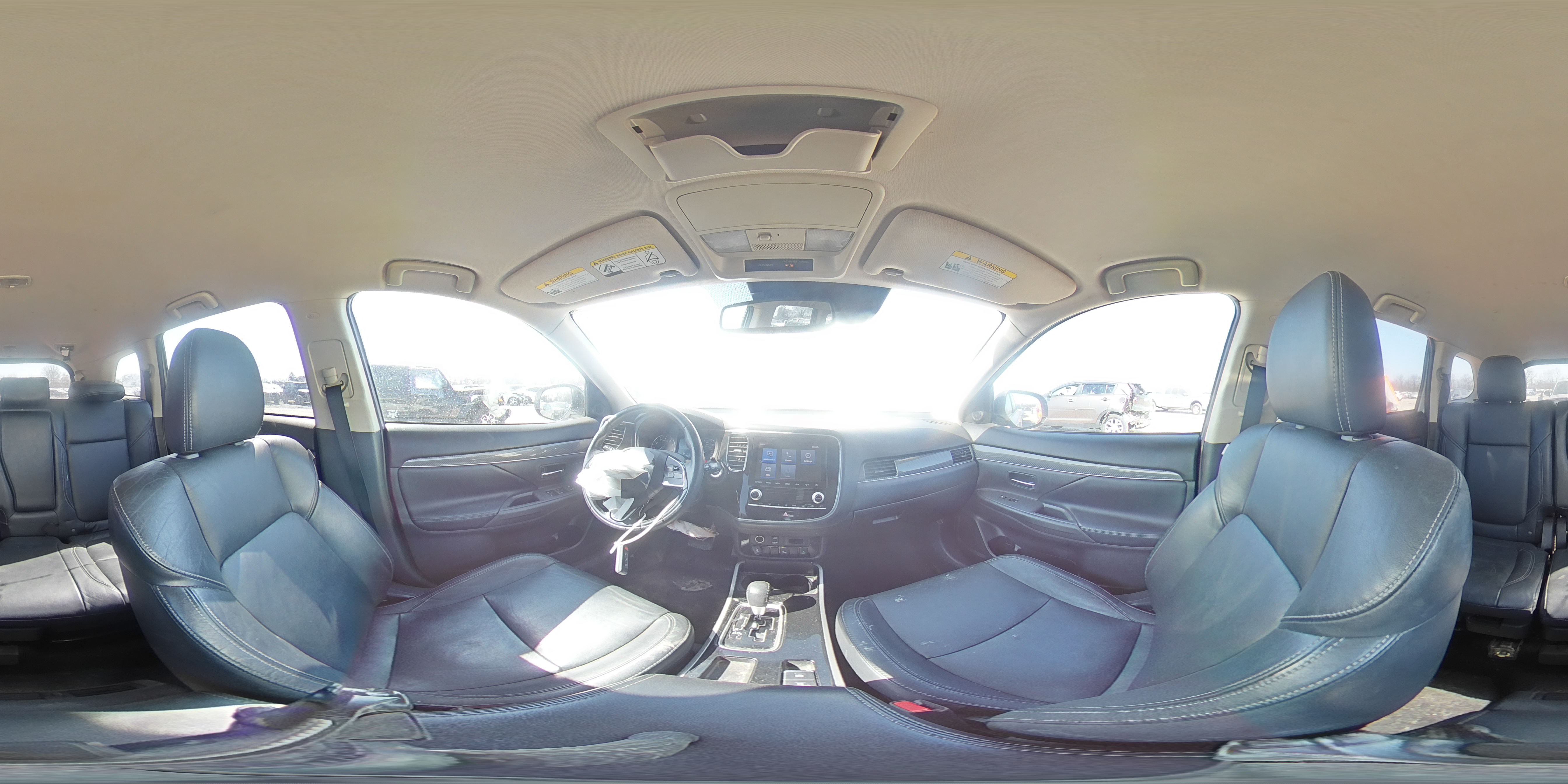 2020 Mitsubishi Outlander - Image 14