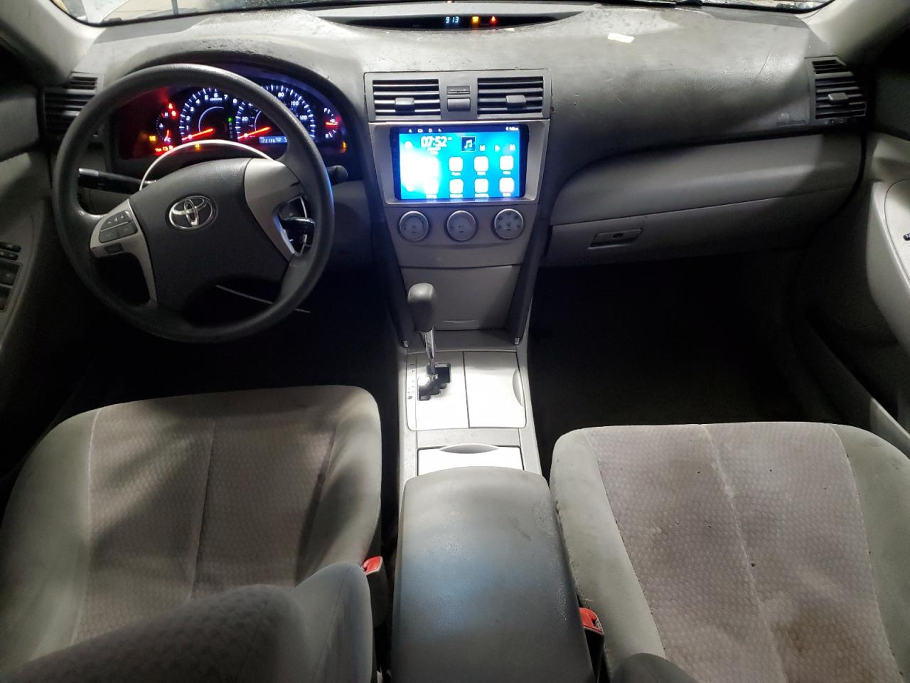 2010 Toyota Camry - Image 8