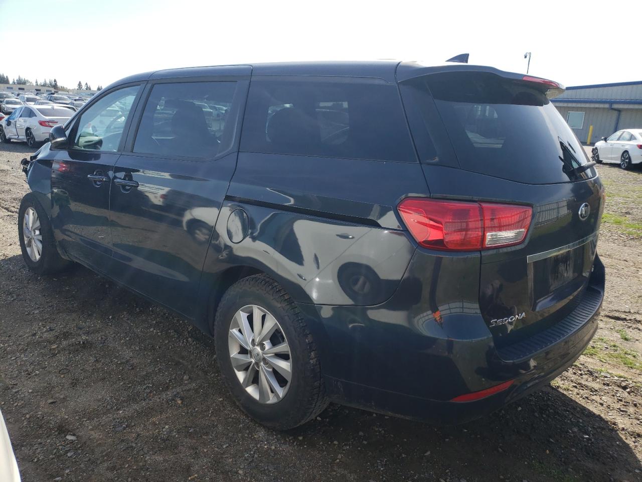 2017 Kia Sedona - Image 2