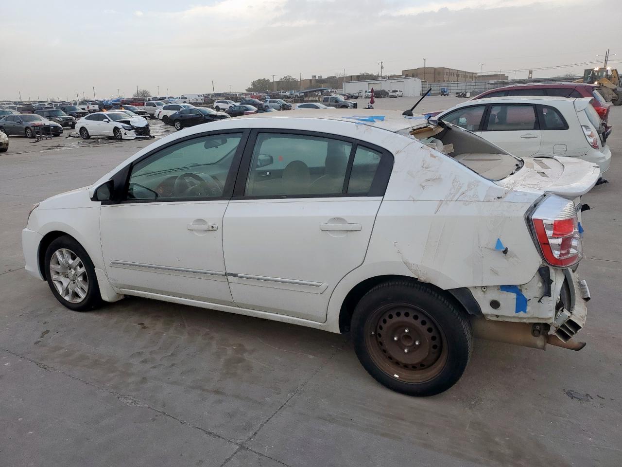 2012 Nissan Sentra - Image 2