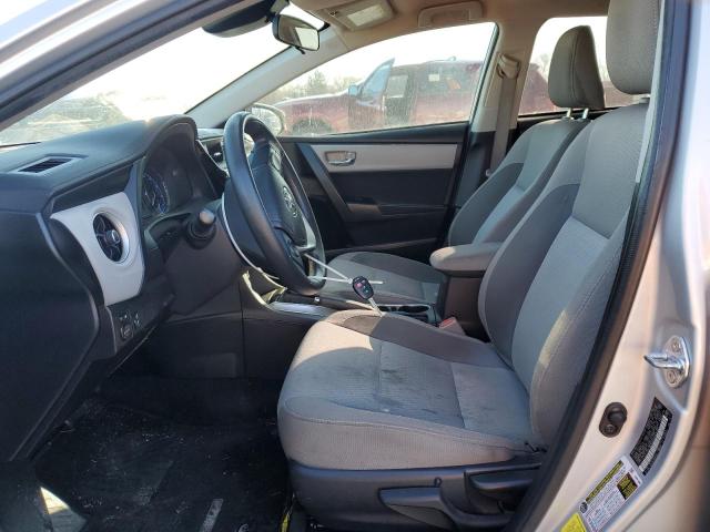  TOYOTA COROLLA 2017 Srebrny