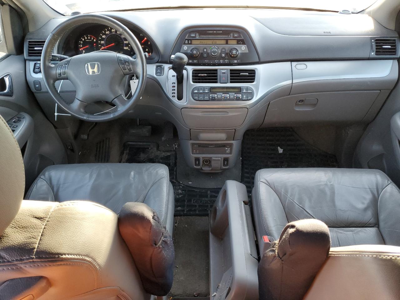2009 Honda Odyssey - Image 8