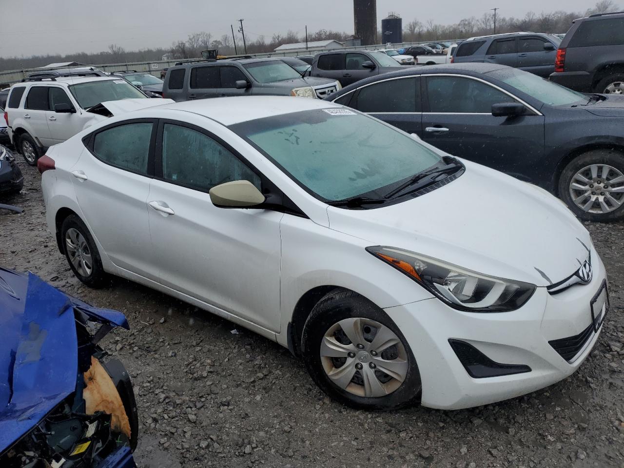 2016 Hyundai Elantra - Image 4