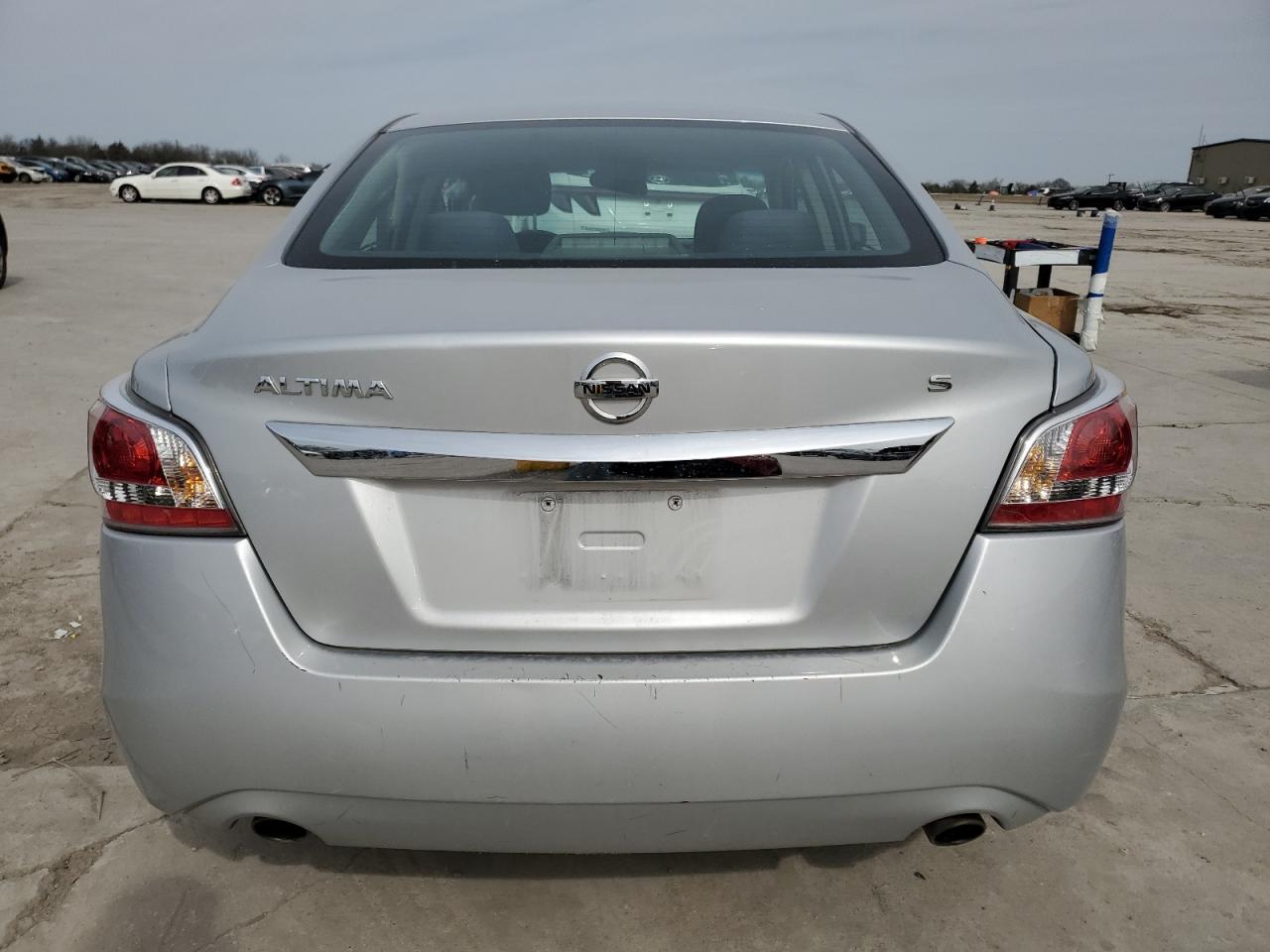 2015 Nissan Altima - Image 6