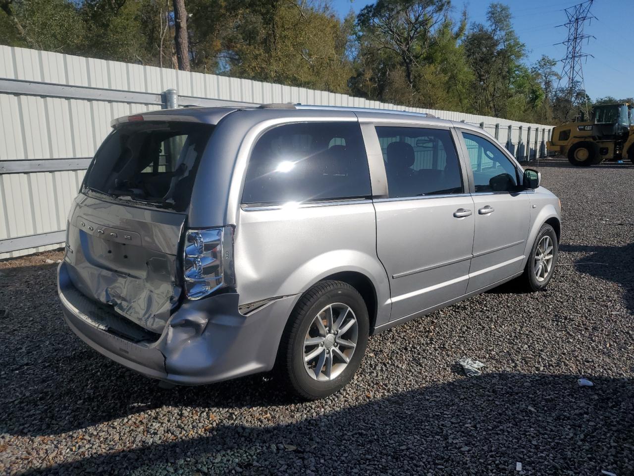 2014 Dodge Caravan - Image 3