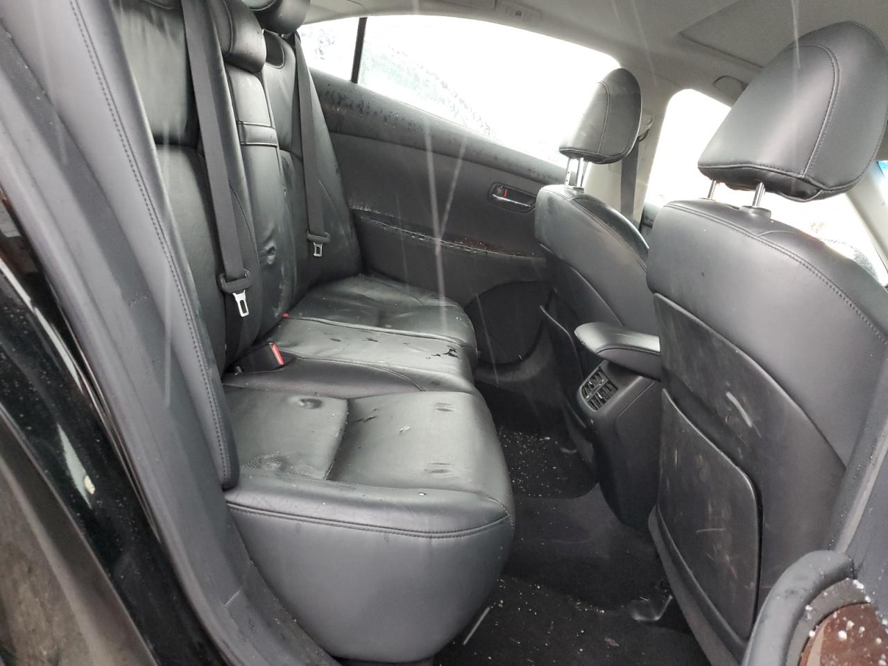 2010 Lexus ES - Image 10