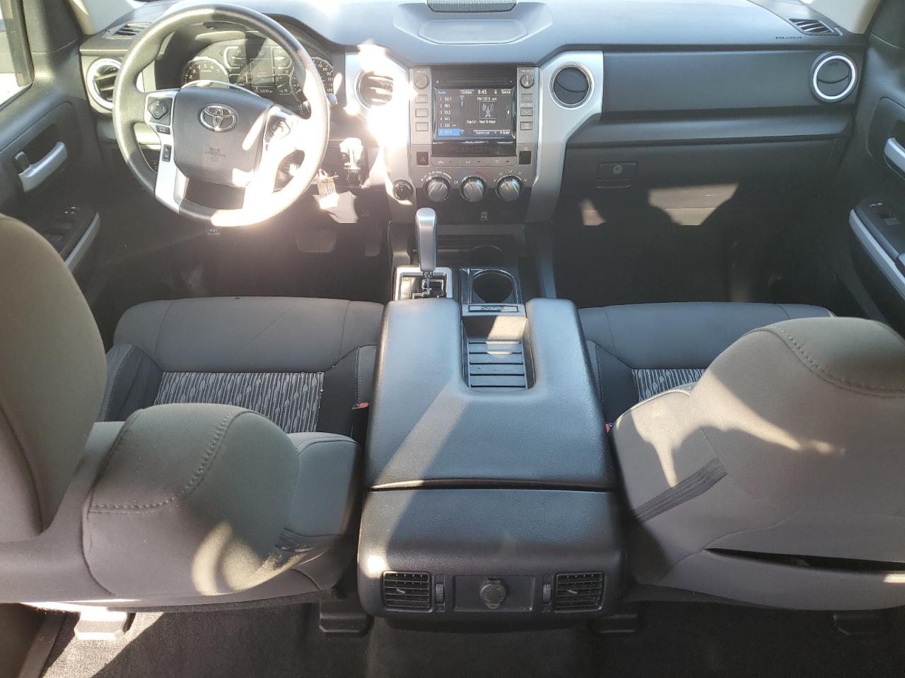5TFDW5F10KX845454 TOYOTA TUNDRA 2019