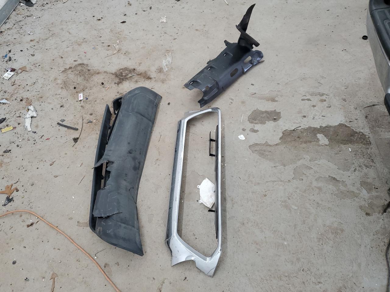 2014 Toyota Tacoma - Image 12